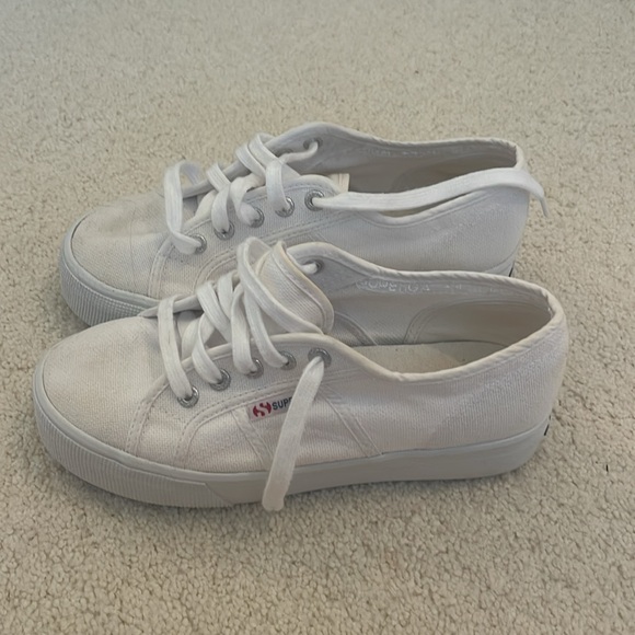 Superga Shoes - Superga Women’s Sneakers, hardly worn with no tags, size 38
